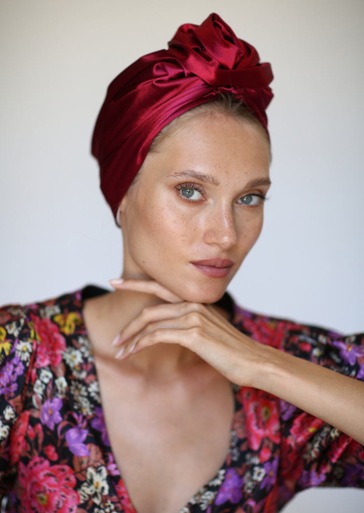 Flower Turban in Shiny Black